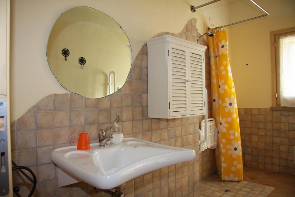 Agriturismo S'Arxola Villa Теулада Екстериор снимка