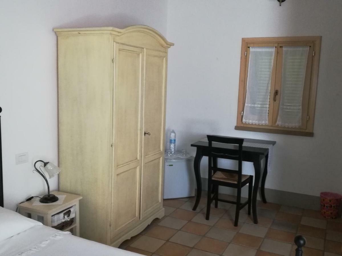 Agriturismo S'Arxola Villa Теулада Екстериор снимка